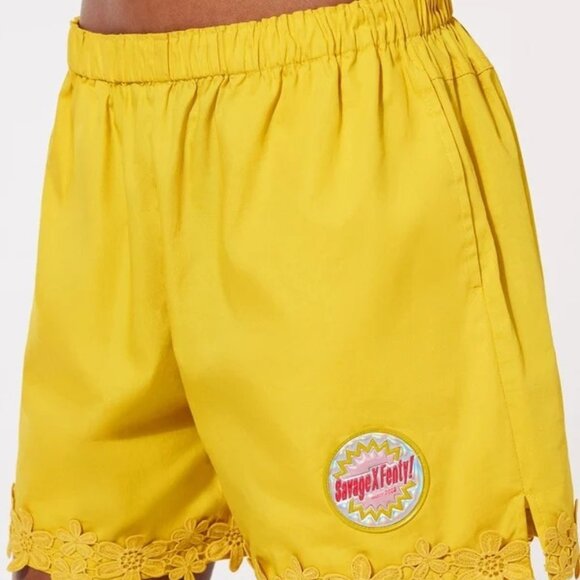 NWT Savage X Fenty Women's Yellow Floral Trim High Waist Shorts - XXS - Picture 14 of 14
